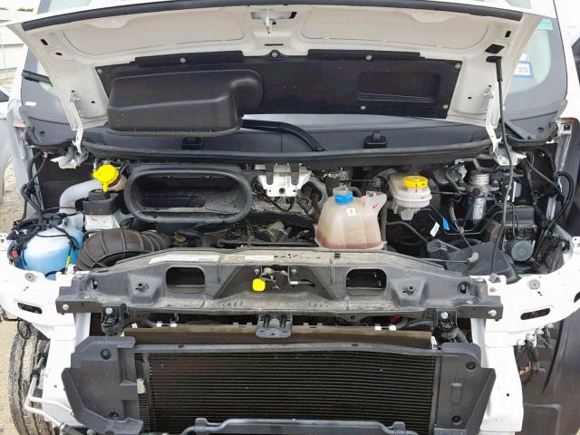 3C6TRVCG0JE138744 - 2018 RAM PROMASTER 白色 照片 7