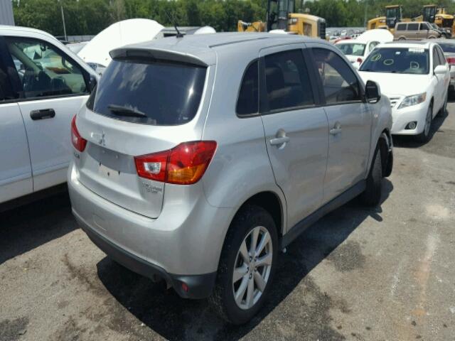 4A4AP3AU7EE012457 - 2014 MITSUBISHI OUTLANDER SILVER photo 4