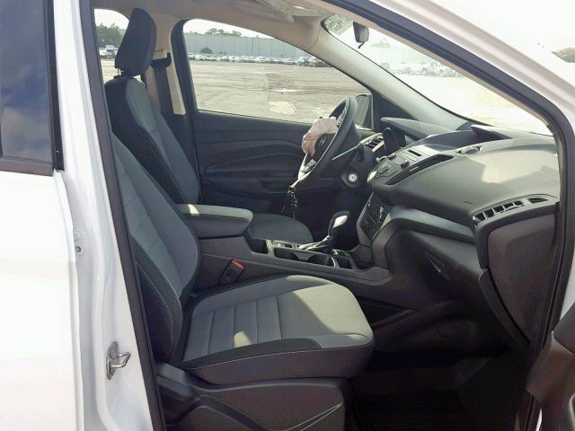 1FMCU0F77JUC41260 - 2018 FORD ESCAPE S WHITE photo 5