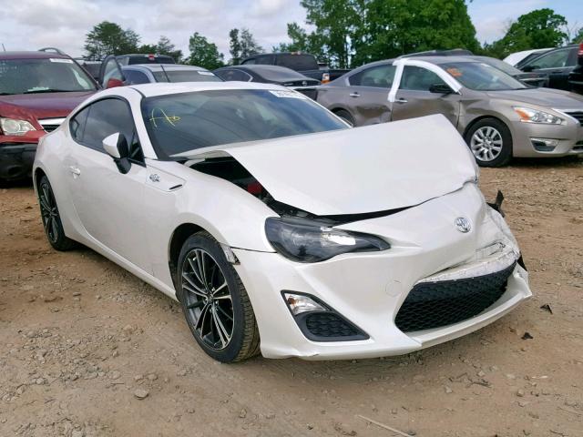 JF1ZNAA19D1725835 - 2013 TOYOTA SCION FR-S WHITE photo 1