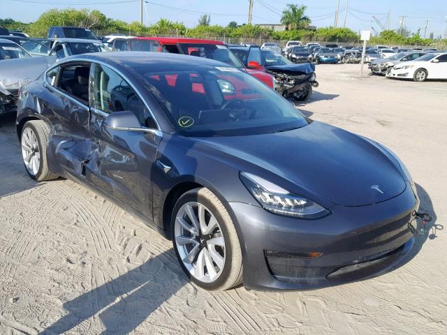 5YJ3E1EBXJF068839 - 2018 TESLA MODEL 3 GRAY photo 1