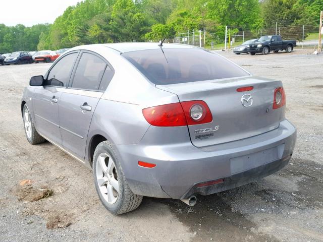 JM1BK32F261522850 - 2006 MAZDA 3 I GRAY photo 3