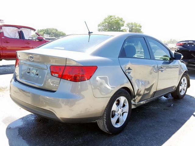 KNAFU4A27A5086687 - 2010 KIA FORTE EX  photo 4