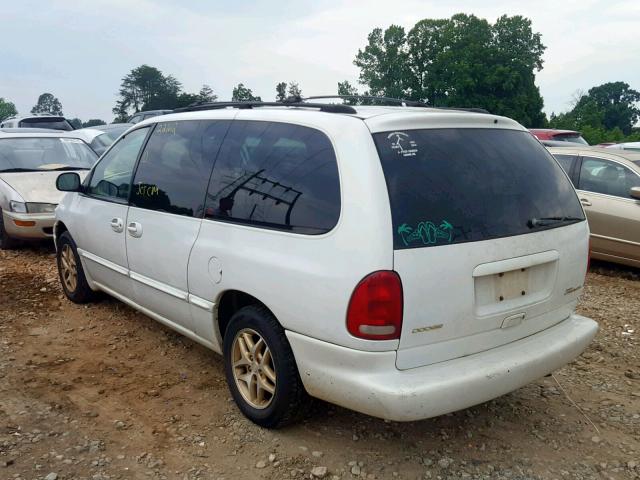 1B4GP54L8WB723522 - 1998 DODGE GRAND CARA WHITE photo 3