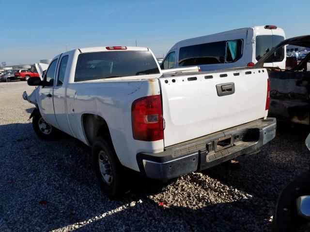 1GCHC29K17E585677 - 2007 CHEVROLET SILVERADO C2500 HEAVY DUTY  photo 3