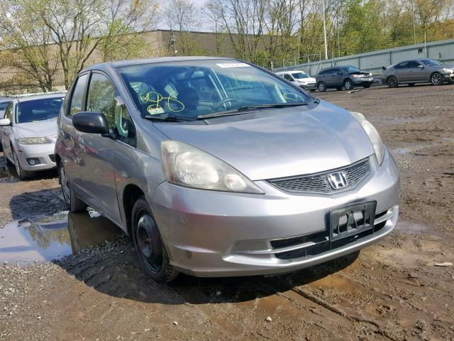 JHMGE882X9S025119 - 2009 HONDA FIT GRAY photo 1