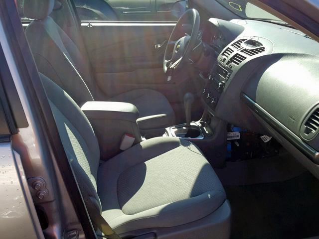 1G1ZS51F46F289576 - 2006 CHEVROLET MALIBU LS SILVER photo 5