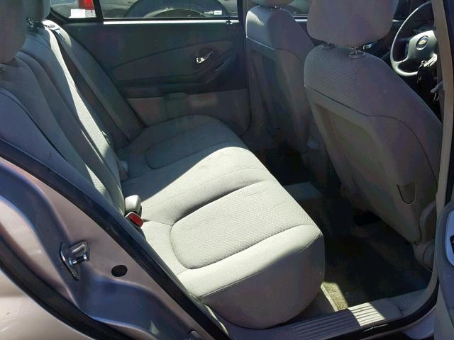 1G1ZS51F46F289576 - 2006 CHEVROLET MALIBU LS SILVER photo 6