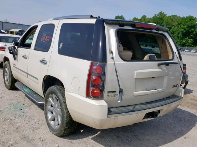 1GKUKEEFXAR267301 - 2010 GMC YUKON DENA WHITE photo 3