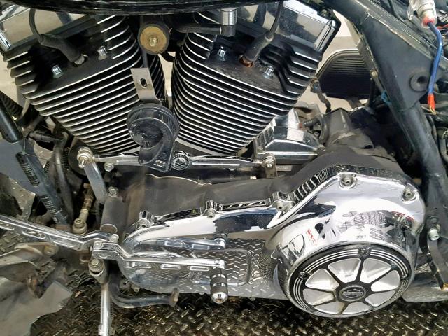 1HD1FC4148Y620269 - 2008 HARLEY-DAVIDSON FLHTCUI BLACK photo 6