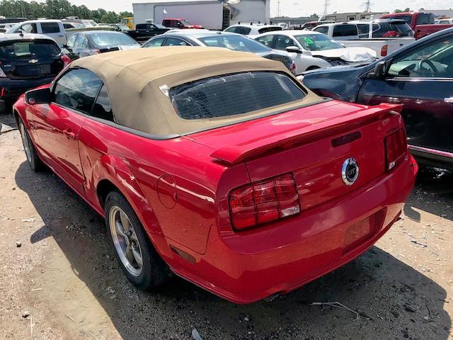 1ZVFT85H165133602 - 2006 FORD MUSTANG GT RED photo 3