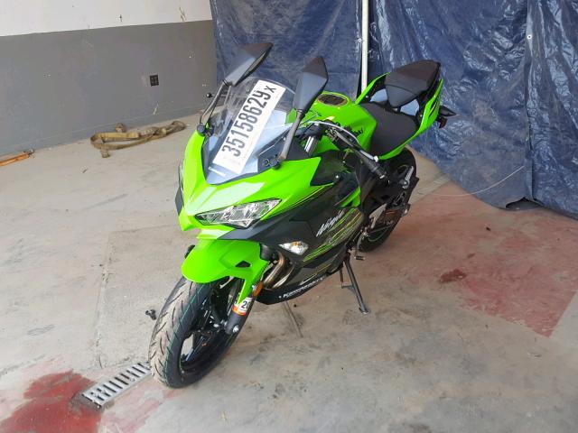 JKAEXKG18JDA14103 - 2018 KAWASAKI EX400 GREEN photo 2