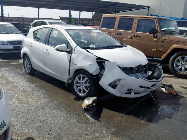 JTDKDTB31E1069772 - 2014 TOYOTA PRIUS C WHITE photo 1