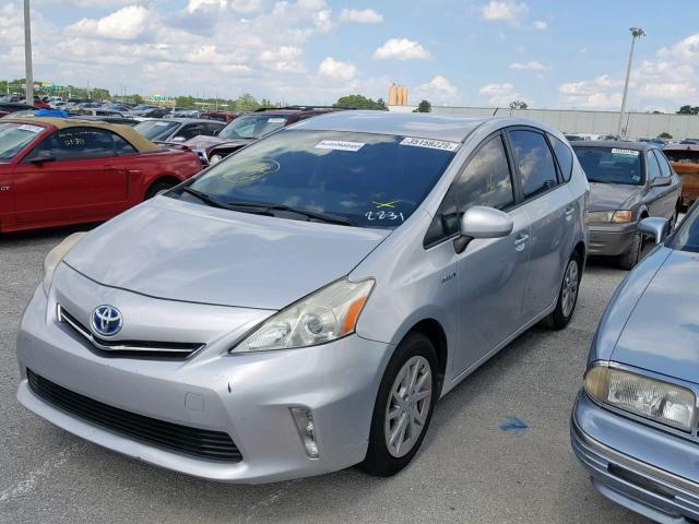 JTDZN3EUXD3247410 - 2013 TOYOTA PRIUS V SILVER photo 2