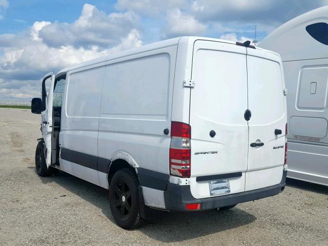 WD3PE7DCXF5996975 - 2015 MERCEDES-BENZ SPRINTER 2 WHITE photo 3