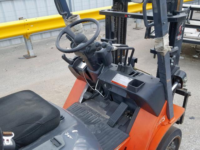 87948 - 2004 TOYOTA FORKLIFT ORANGE photo 5