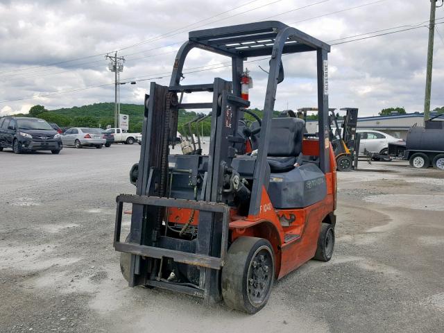 84867 - 2004 TOYOTA FORKLIFT ORANGE photo 2