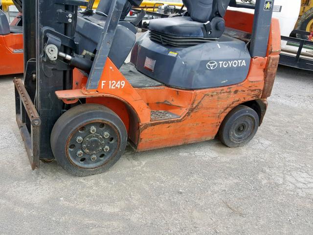 94430 - 2005 TOYOTA FORKLIFT ORANGE photo 9