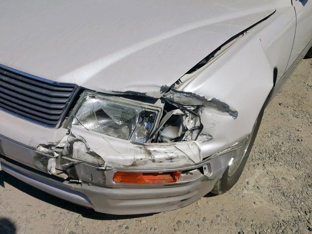 JT8BH28F9V0090874 - 1997 LEXUS LS 400 WHITE photo 9