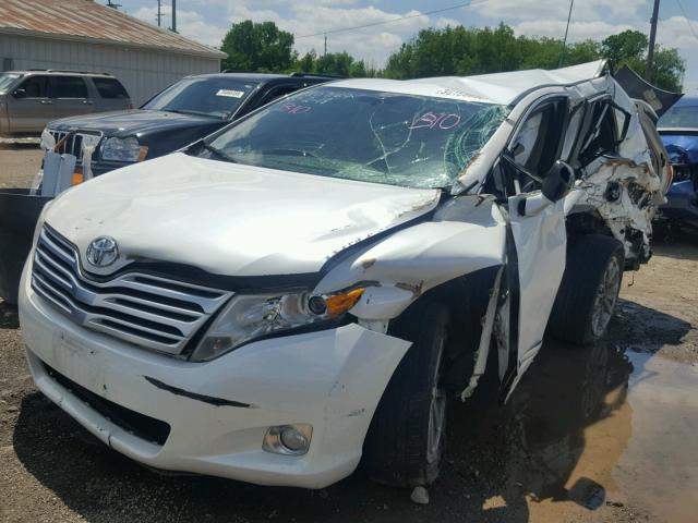 4T3BA3BB2AU010449 - 2010 TOYOTA VENZA BASE WHITE photo 2