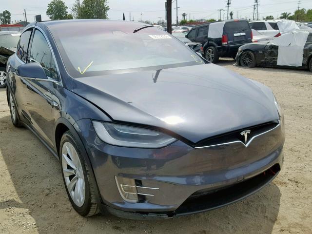 5YJXCBE27HF034820 - 2017 TESLA MODEL X GRAY photo 1