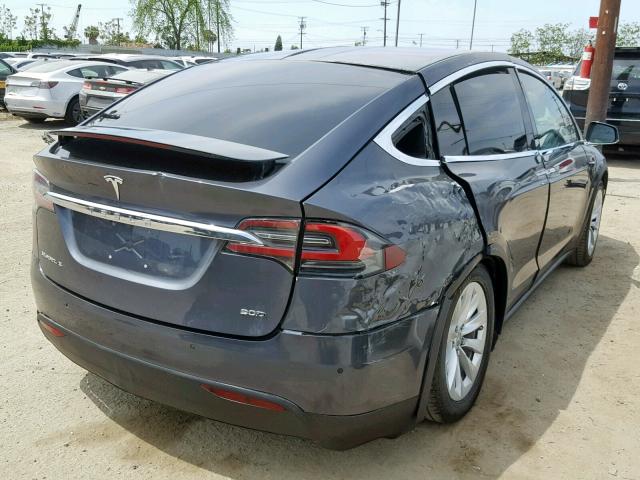 5YJXCBE27HF034820 - 2017 TESLA MODEL X GRAY photo 4