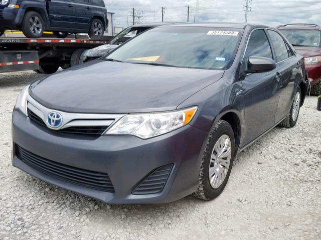 4T1BD1FK7EU106534 - 2014 TOYOTA CAMRY HYBR GRAY photo 2