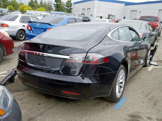 5YJSA1E22JF249697 - 2018 TESLA MODEL S BLACK photo 4