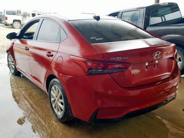 3KPC24A33JE029721 - 2018 HYUNDAI ACCENT SE RED photo 3