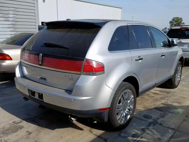 2LMDJ8JC4ABJ24567 - 2010 LINCOLN MKX SILVER photo 4