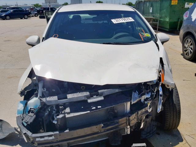 KNADM4A33F6504468 - 2015 KIA RIO LX WHITE photo 7