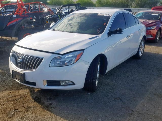 2G4GS5ER0D9235759 - 2013 BUICK REGAL PREM WHITE photo 2