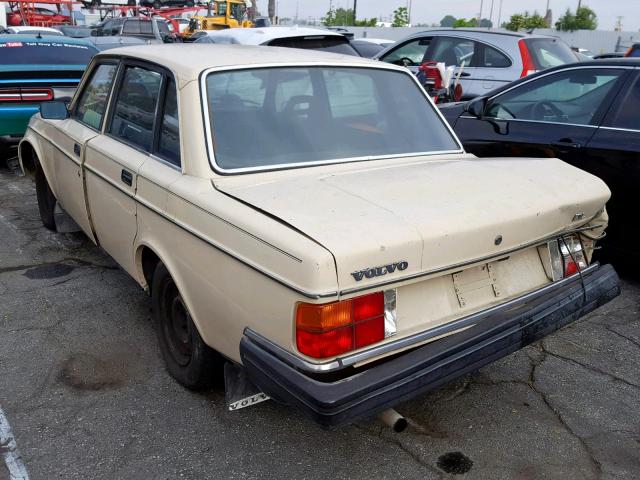 YV1AX8842D1867755 - 1983 VOLVO 244 DL BEIGE photo 3