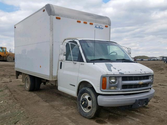 1GBJG31RX11238968 - 2001 CHEVROLET EXPRESS CU WHITE photo 1