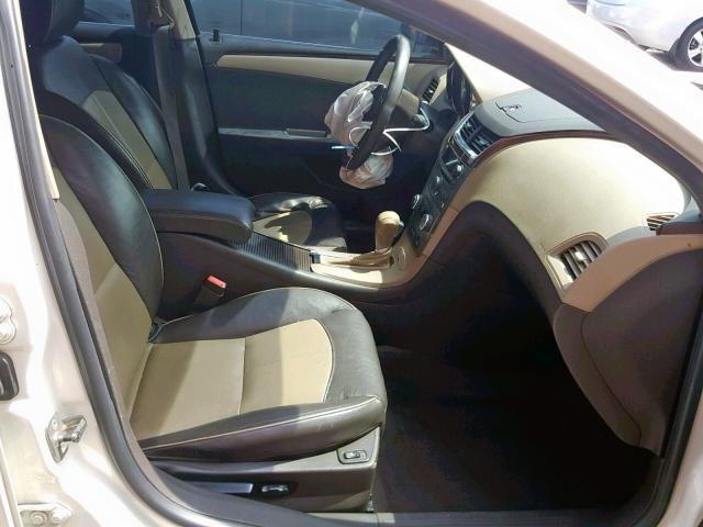 1G1ZE5E72BF397165 - 2011 CHEVROLET MALIBU LTZ თეთრი ფოტო 5