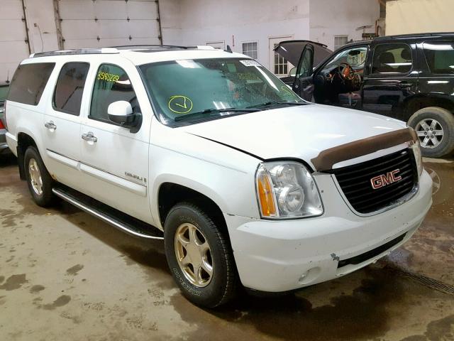 1GKFK66818J187604 - 2008 GMC YUKON XL D WHITE photo 1