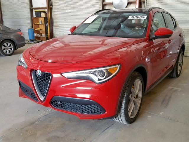 ZASFAKPN6J7B58704 - 2018 ALFA ROMEO STELVIO SP RED photo 2