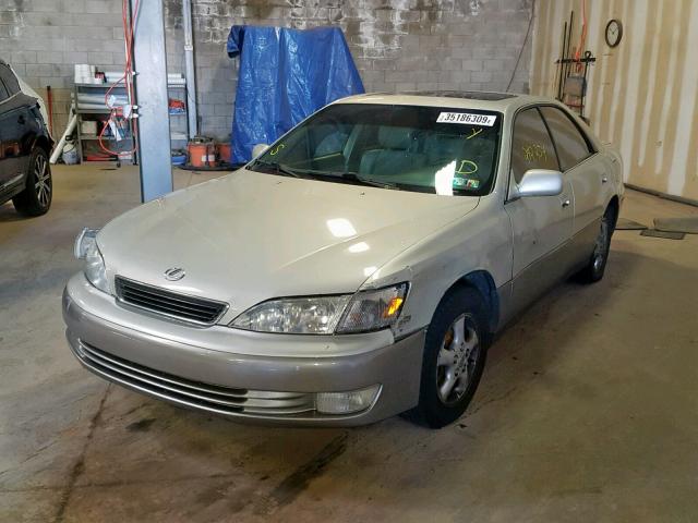 JT8BF28G9X0188000 - 1999 LEXUS ES 300 GRAY photo 2