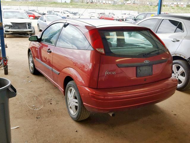 3FAFP31Z43R143564 - 2003 FORD FOCUS ZX3 RED photo 3