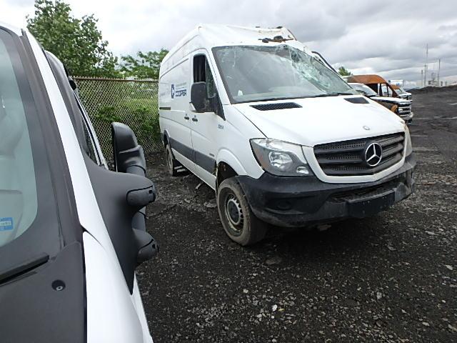 WD3CE7CC8FP158965 - 2015 MERCEDES-BENZ SPRINTER 2 WHITE photo 1