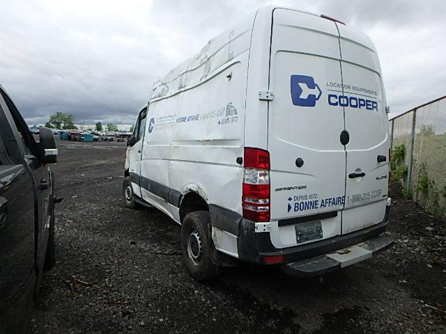 WD3CE7CC8FP158965 - 2015 MERCEDES-BENZ SPRINTER 2 WHITE photo 3