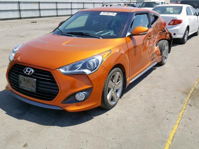 KMHTC6AE6DU152280 - 2013 HYUNDAI VELOSTER T ORANGE photo 2