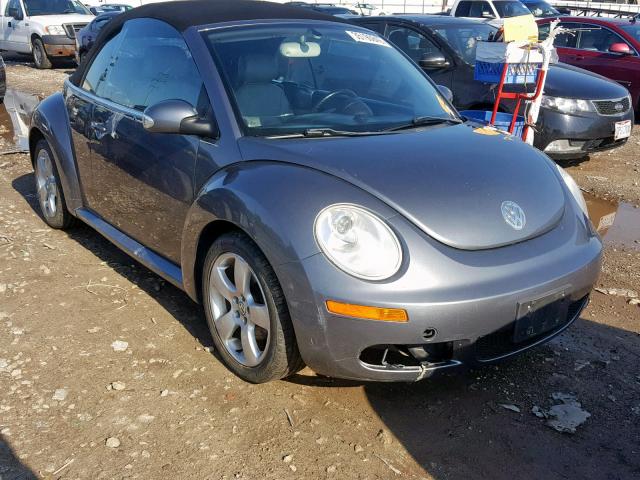 3VWSF31Y16M305104 - 2006 VOLKSWAGEN NEW BEETLE Grau Foto 1
