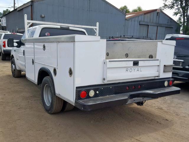 1FDWX36P27EB47506 - 2007 FORD F350 SUPER WHITE photo 3