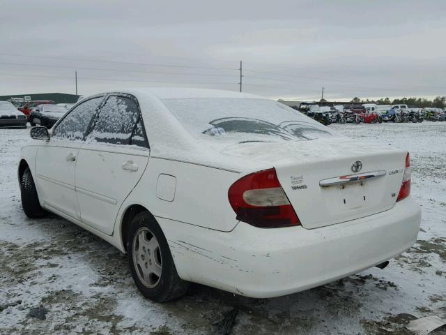 4T1BF32K22U030289 - 2002 TOYOTA CAMRY LE 白色 照片 3