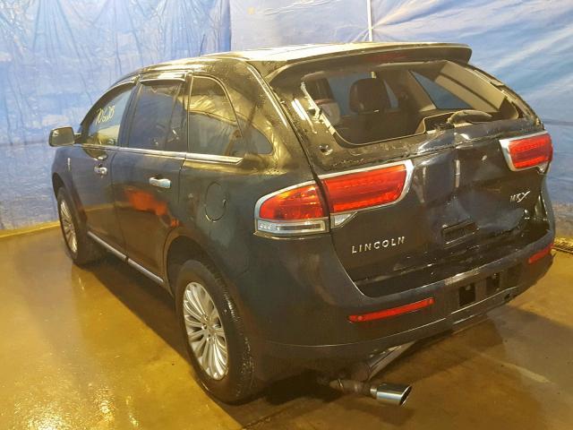 2LMDJ6JK0DBL06637 - 2013 LINCOLN MKX BLACK photo 3