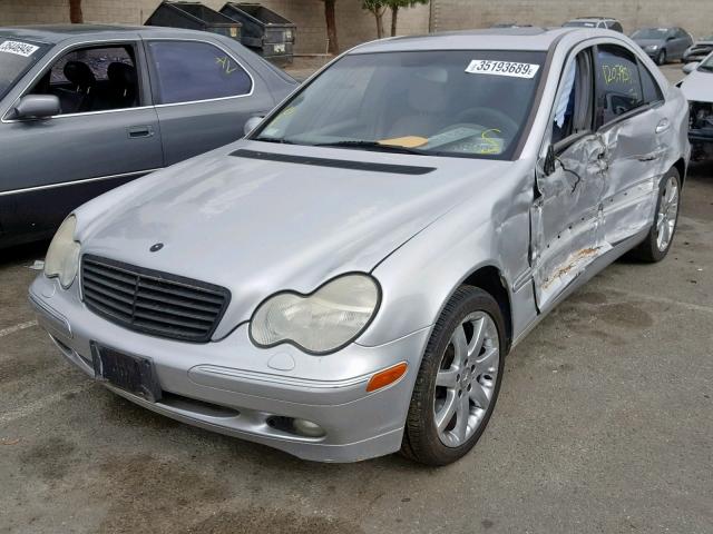 WDBRF84J13F383700 - 2003 MERCEDES-BENZ C 320 4MAT SILVER photo 2