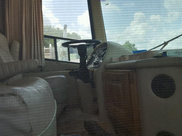 1RF120612S1011814 - 1995 ROADMASTER RAIL EXECUTIVE/ TAN photo 6