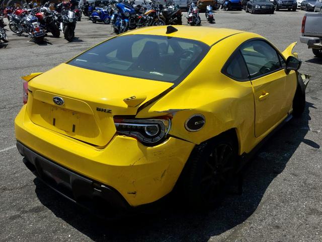 JF1ZCAC11H9601584 - 2017 SUBARU BRZ 2.0 LI YELLOW photo 4