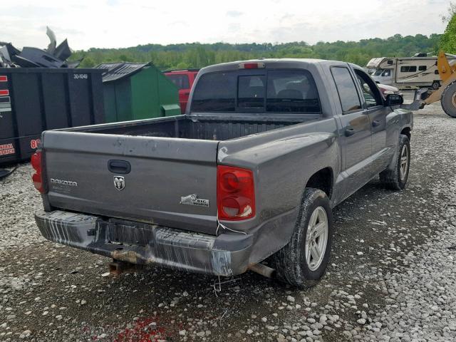 1D7HE38KX8S598258 - 2008 DODGE DAKOTA SXT GRAY photo 4